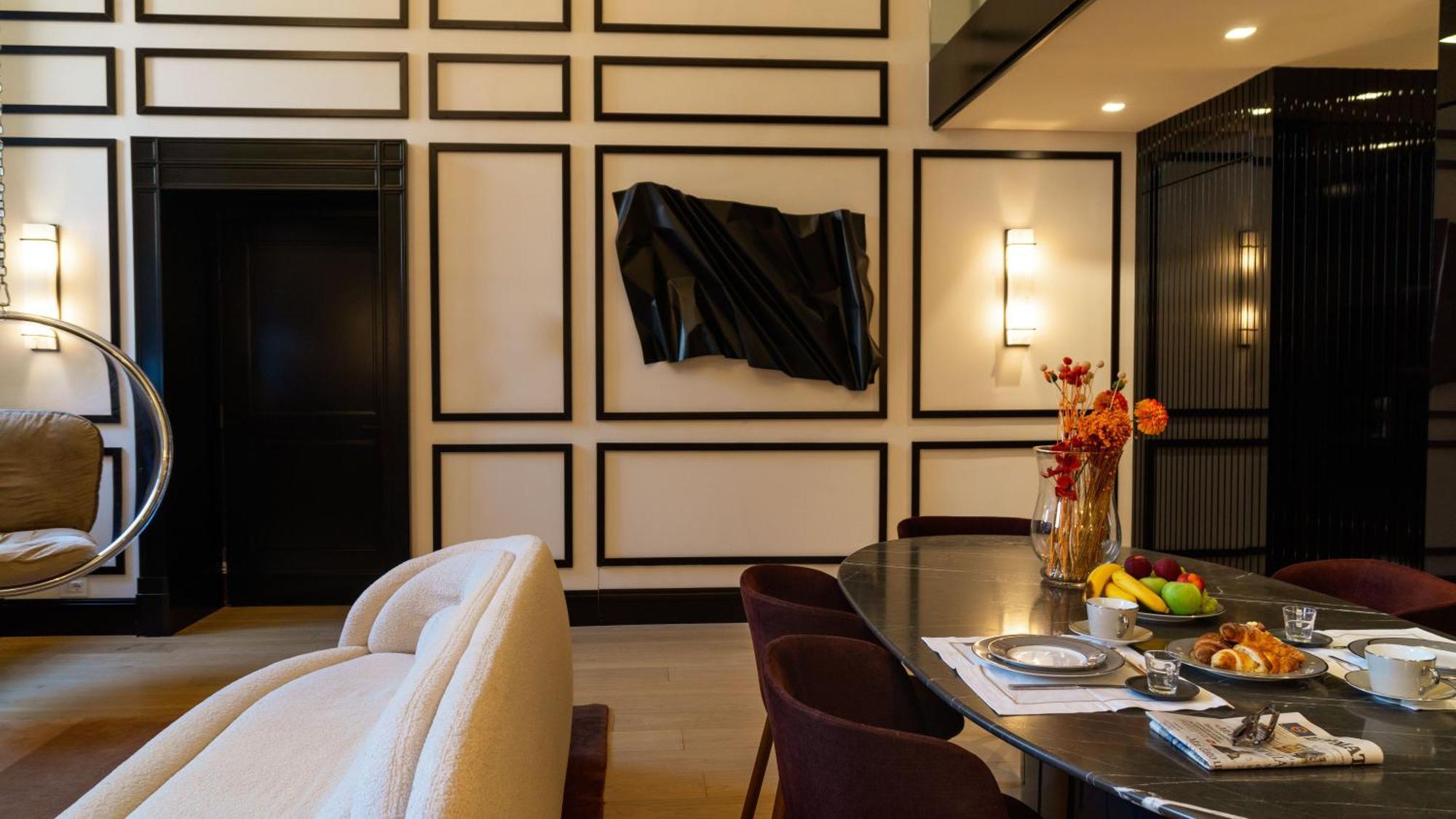 Luxury Borghese Loft Apartment *